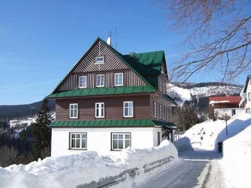 Astoria Inn Spindleruv Mlyn Exterior photo